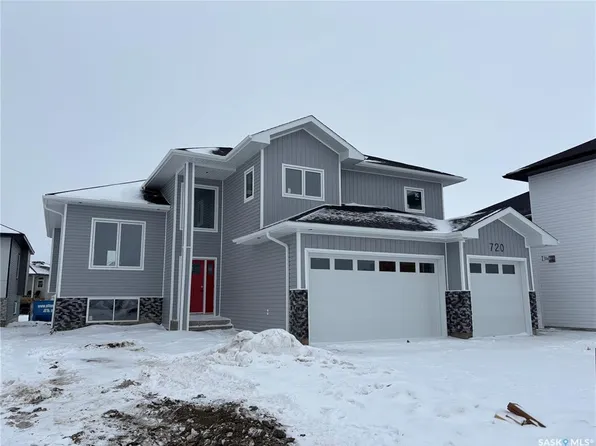 720 Weir CRESCENT, Warman, SK S0K 4S4