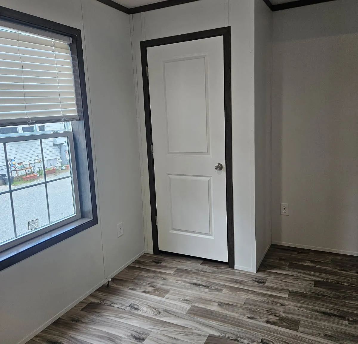 2 bed, 580 sqft, $1,649 — Photo 3