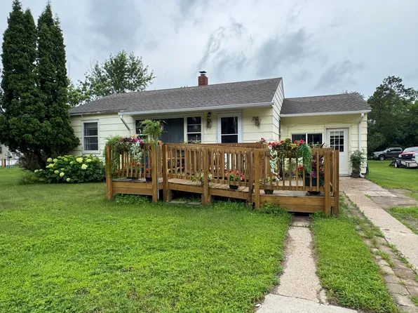 889 Main Ave N, Bagley, MN 56621