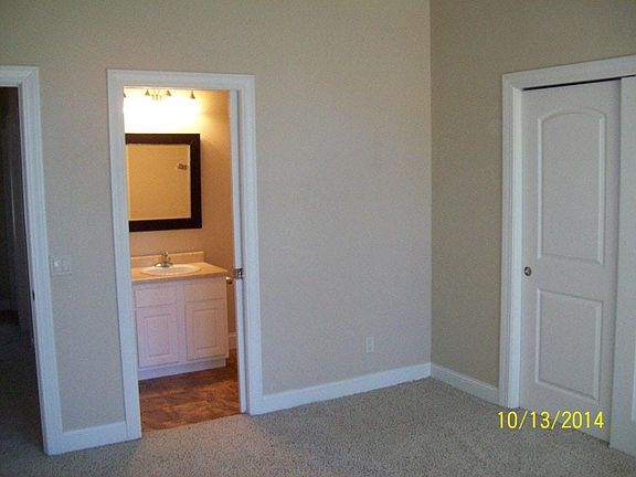 Attached Master Bath
