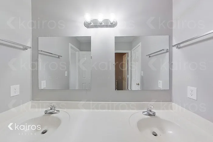 150 Deer Pkwy — Photo 13