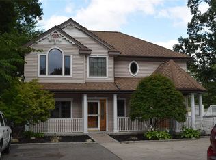 27 Bayview Ave, Blue Point, NY 11715