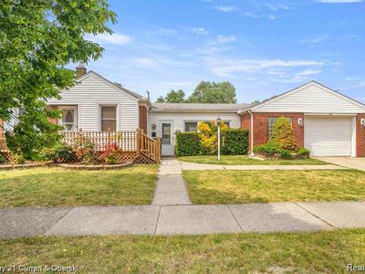 1052 Michigan Blvd, Lincoln Park, MI, 48146