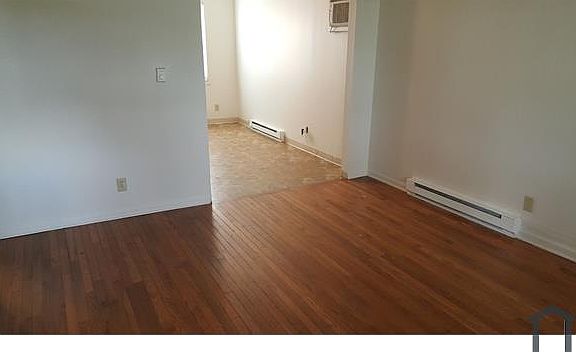 2nd image of 4510 W Washington St #105