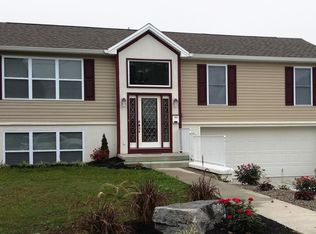 4907 Smith St, Harrisburg, PA 17109