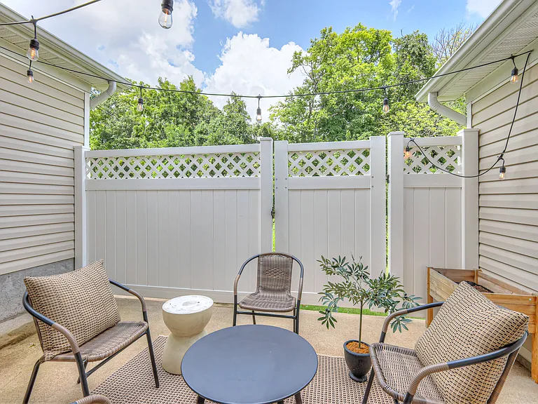 1846 Shaylin Loop — Photo 25