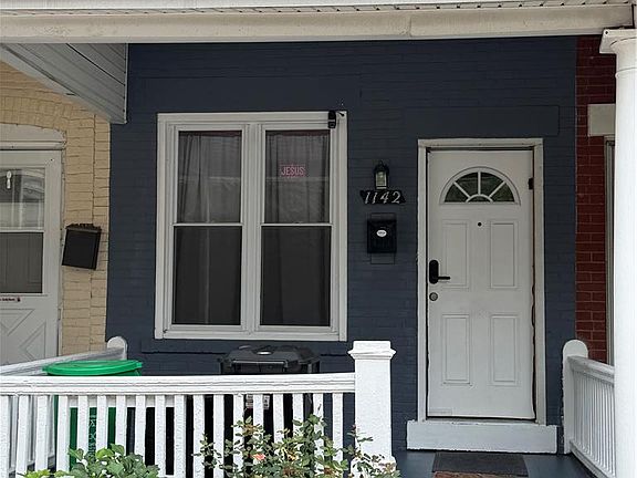 2nd image of 1142 W Union St