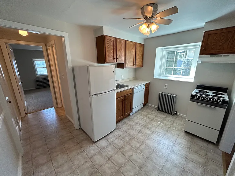 228 W 7th Ave #230 — Photo 6