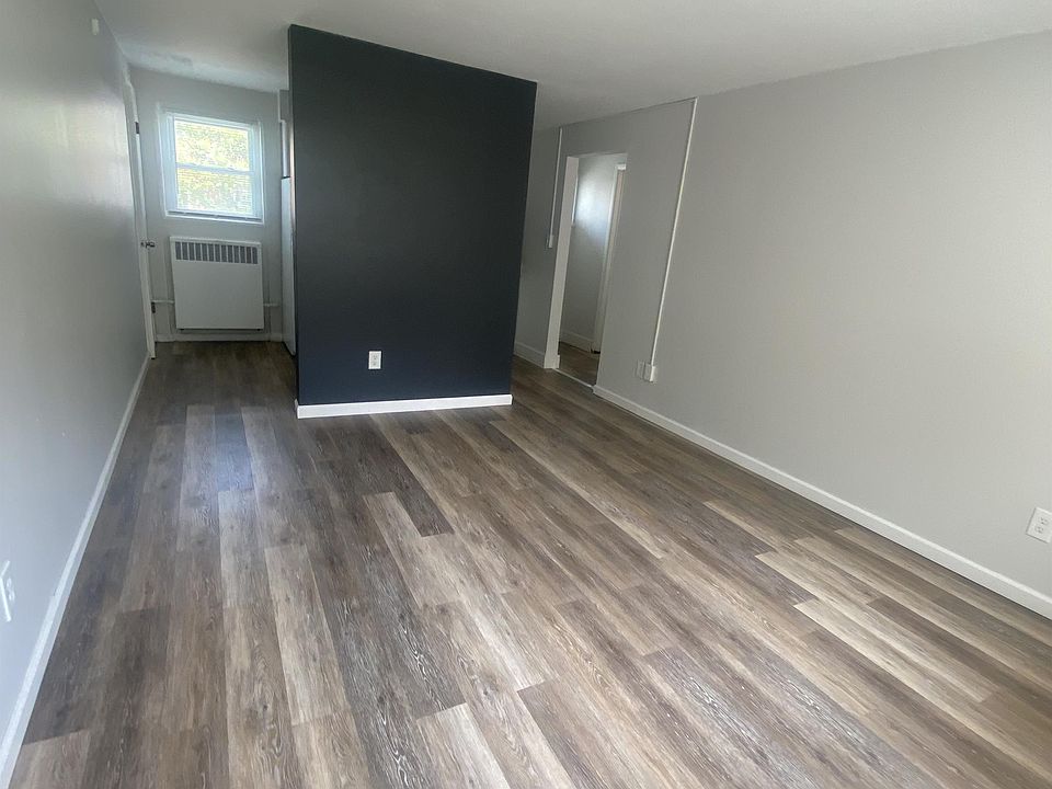 1st image of 4400 Rocky River Dr #110