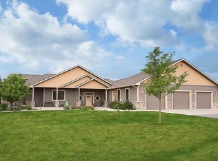 925 Pryor Creek Rd, Huntley, MT 59037