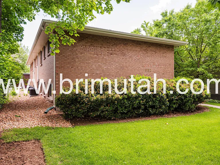 952 E Princeton Ave #D — Photo 4