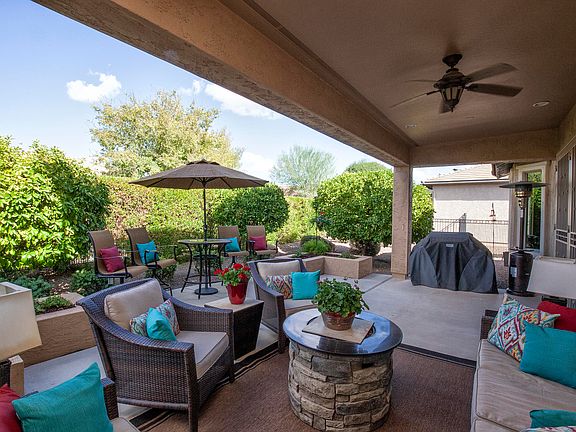 3rd image of 26306 W Tonopah Dr
