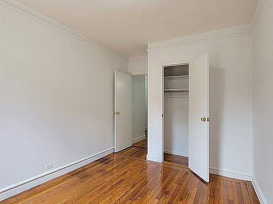 5th image of 220 W 21st St APT 5D