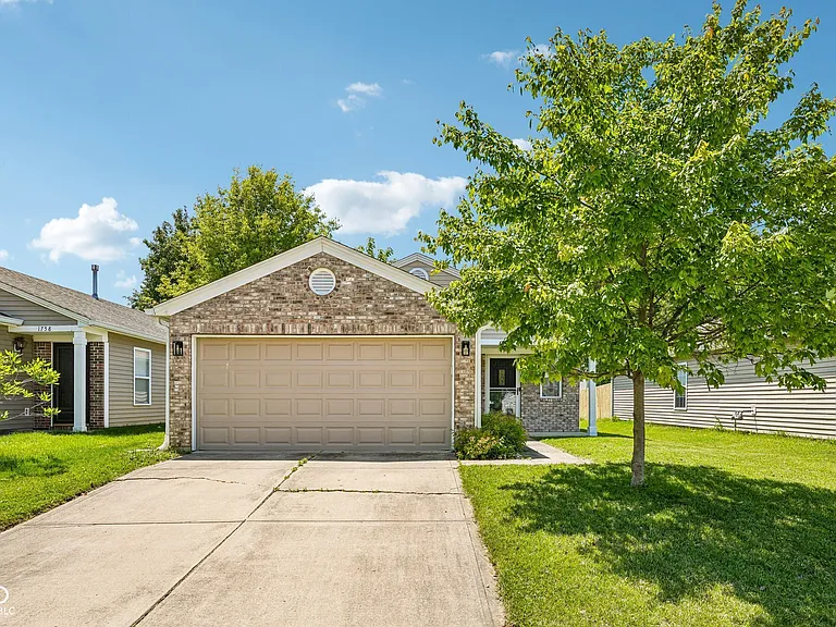 1754 Elijah Blue Dr — Photo 1