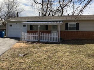 261 Joyce Ct, Ballwin, MO 63021