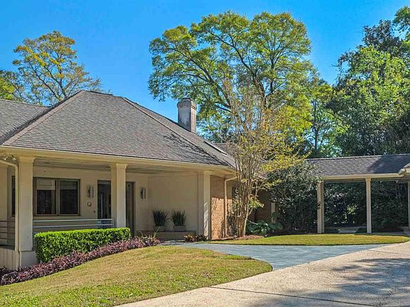 3rd image of 1750 E Texar Dr