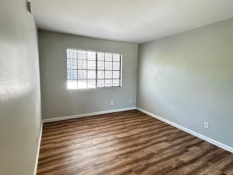 4205 Ohio St #205 — Photo 11