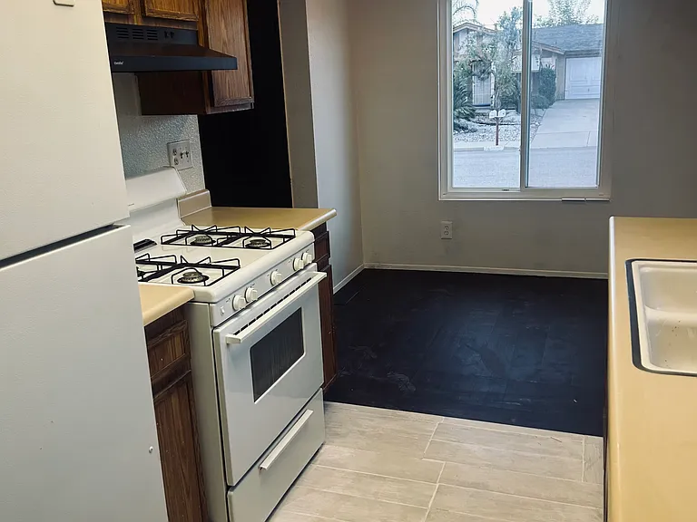 27239 Coronado Way — Photo 8