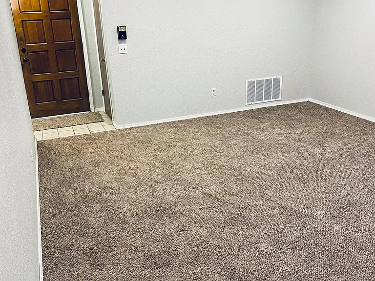 2716 Zachary Pl — Photo 4