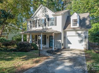 7912 Bristle Ln, Charlotte, NC 28214