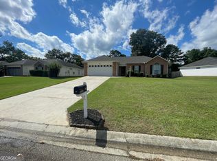 202 Roaring Forks Dr, Bonaire, GA 31005