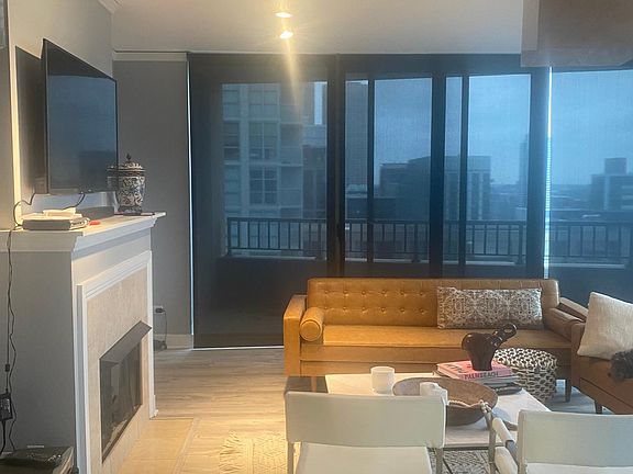 3rd image of 200 N Jefferson St APT 1701