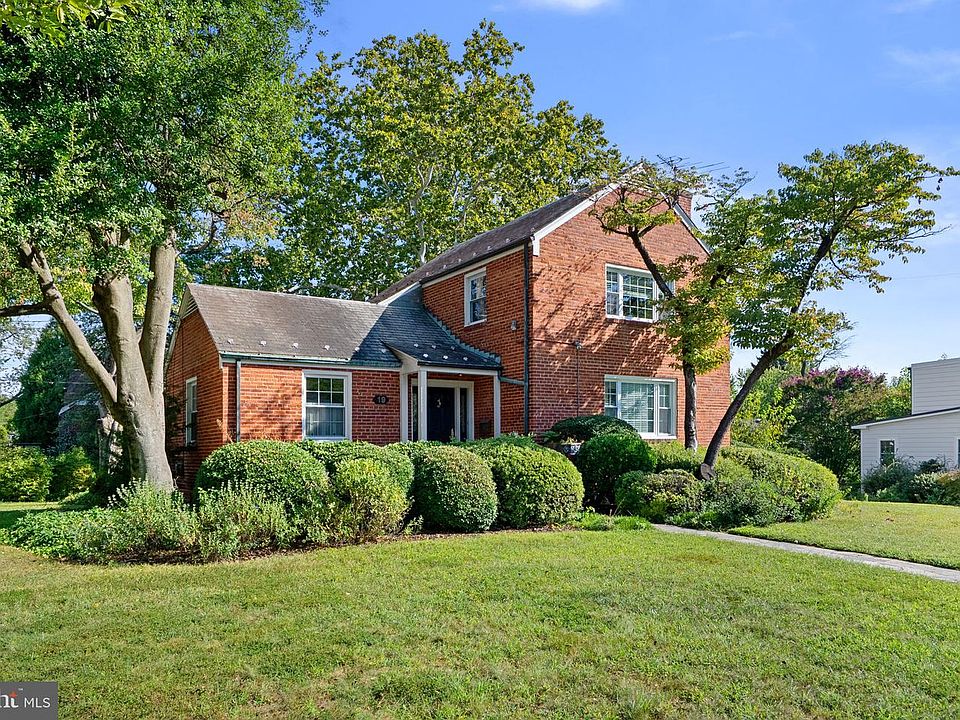 1st image of 19 Indian Spring Dr