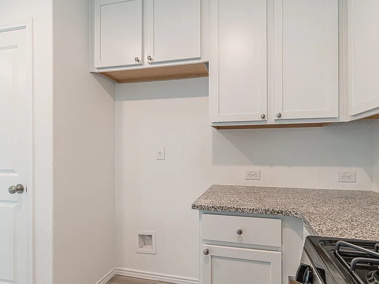 6406 Kemper Pl — Photo 23