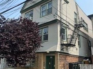 131 W 25th St APT 2, Bayonne, NJ 07002