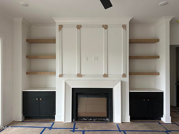 4th image of 1005 Broyhill Hall Ct