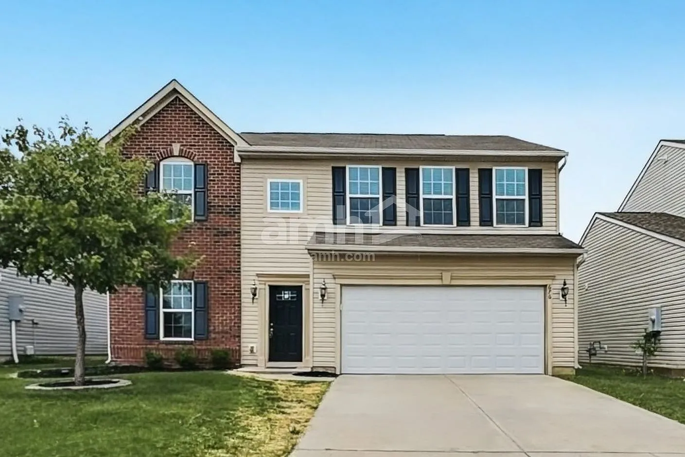 4 bed, 2.0 bath, 2224 sqft, $2,250 — Photo 1