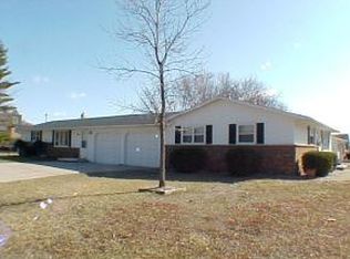 1943 S Point Rd, Green Bay, WI 54313