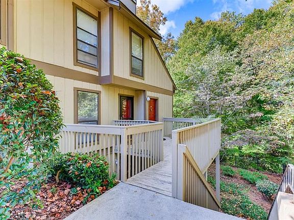 4th image of 1308 Woodcliff Dr #1308