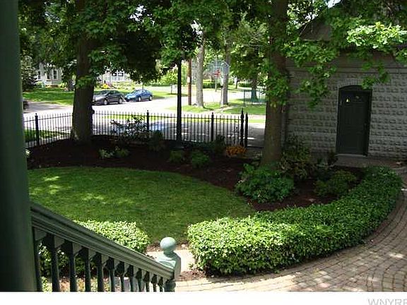 3rd image of 70 Hawkins Ave