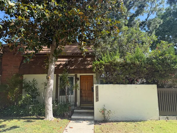 22210 James Alan Cir Unit 8, Chatsworth, CA 91311