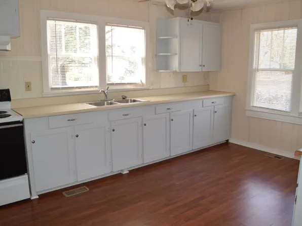 307 Ellenton Ave, New Ellenton, SC 29809