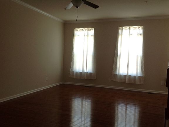 3rd image of 3917 Pumpkin Seed Ln