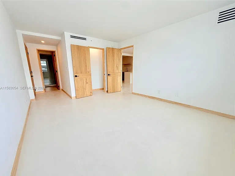 100 Lincoln Rd #1241 — Photo 12