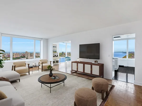 220 Riverside Boulevard 43A image 1 of 16