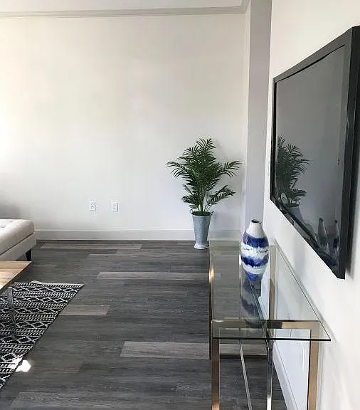 107 W Dryden St — Photo 12