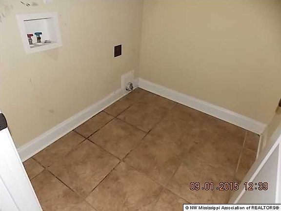 5th image of 2884 Ainsworth Ln