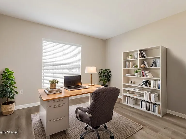 2864 Meridian Point Ln — Photo 15