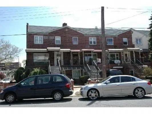 Sold by Fillmore | media 1