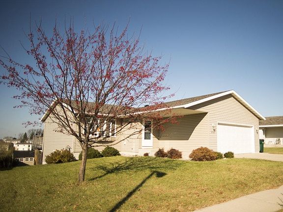 Front w/Tree