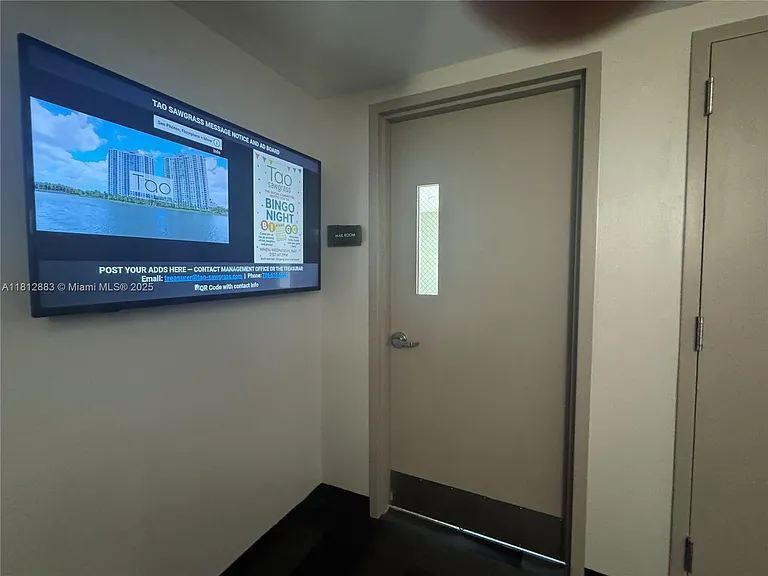 2641 N Flamingo Rd #1001N — Photo 10