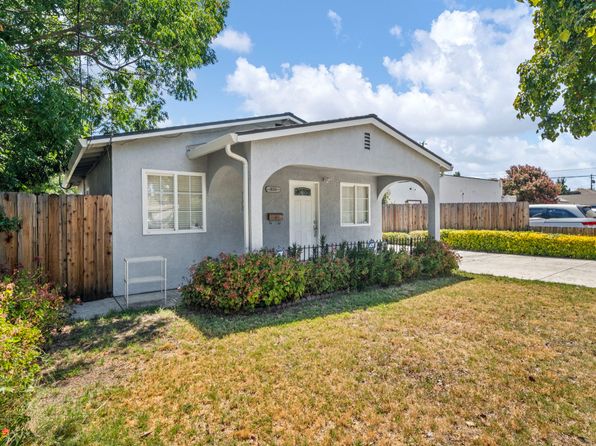 (undisclosed Address)