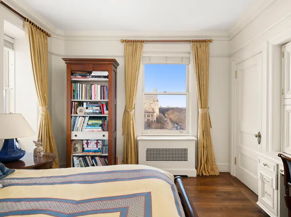 151 Central Park West image 15 of 18