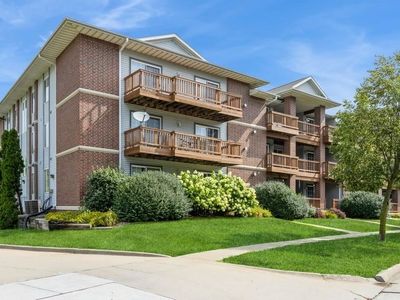532 W Side Dr, Iowa City, IA, 52246