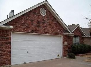 312 Willow St, Crowley, TX 76036
