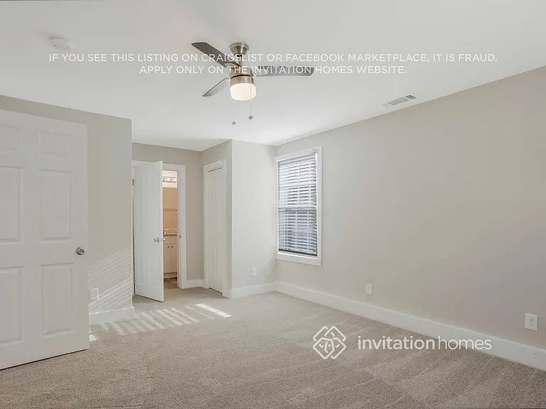 212 Glenrose Cir SW — Photo 10